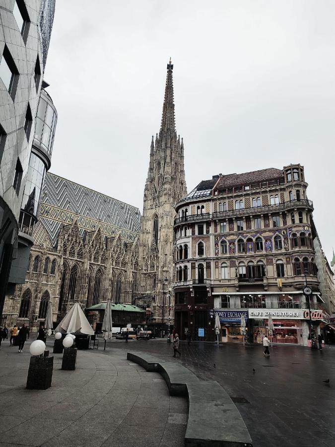 Center ! 3 Stops Away From The Center Of Vienna! Exterior foto